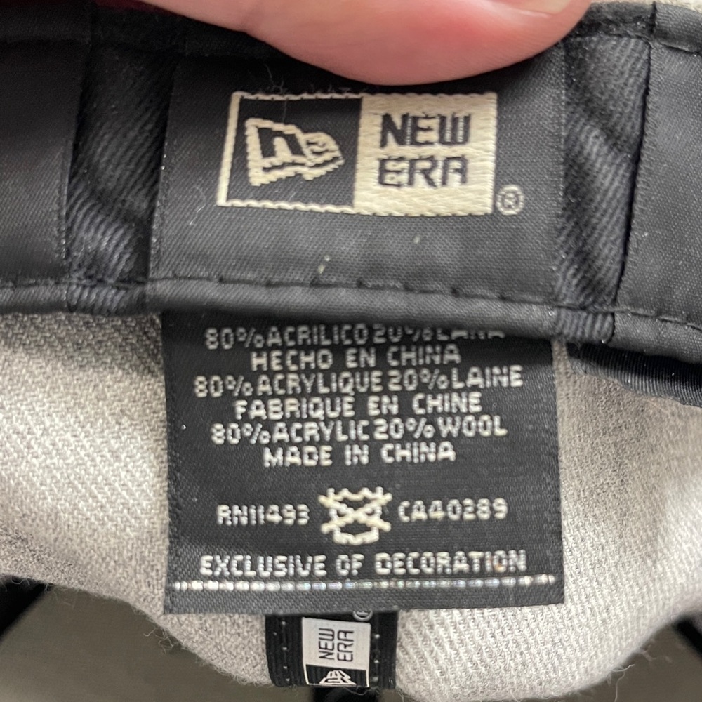 New Era Gray Cap with Black Star Emblem - Picture 8 of 9